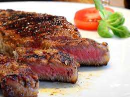 Carnivore: Μύθος ή παγίδα; Η αλήθεια πίσω από τη δίαιτα που κόβει τα πάντα εκτός από το κρέας